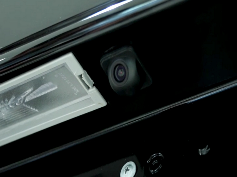 Visualização de ré com câmera estilo tartaruga