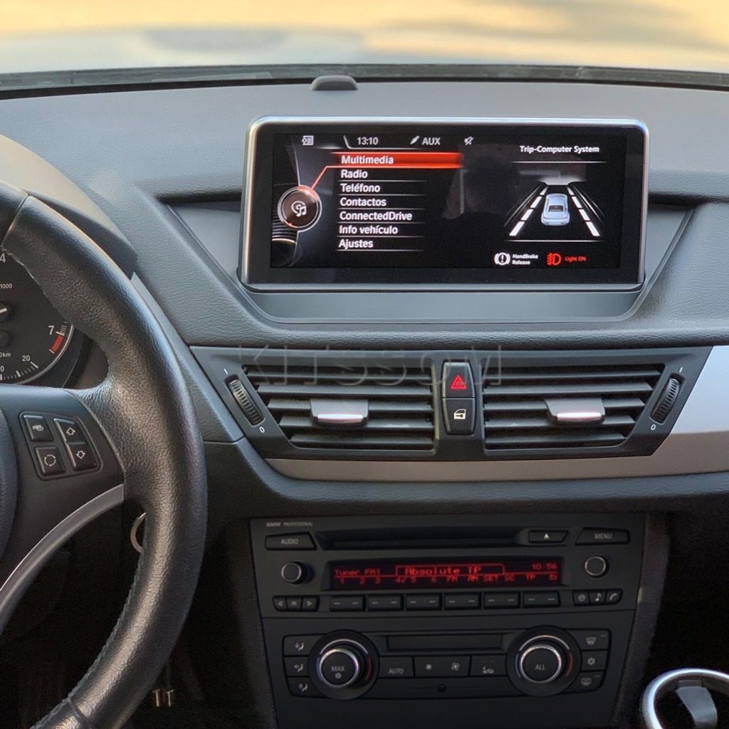 Atualização de interface multimídia para BMW X1 E84.
