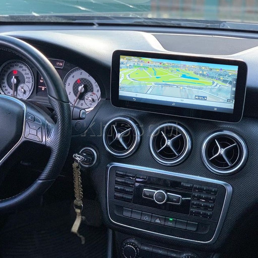 Tela sensível ao toque de alta resolução para Mercedes-Benz.