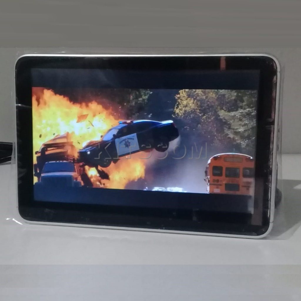 Diversão no carro com tela touch 8"